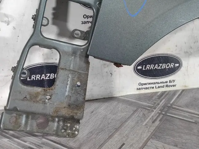 Крыло переднее правое Range Rover 3 L322 02-05
