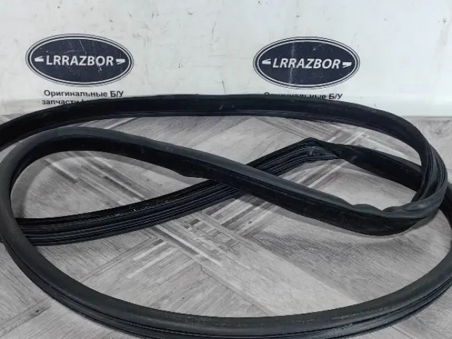 Уплотнитель двери Land Rover Evoque L538