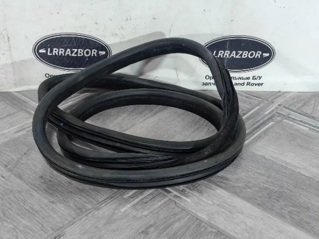 Уплотнитель двери задний Land Rover Evoque L538