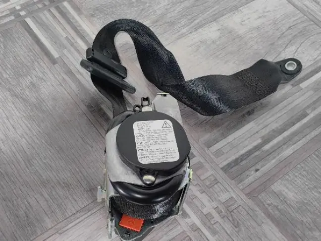 Ремень безопасности Range Rover 4 L405