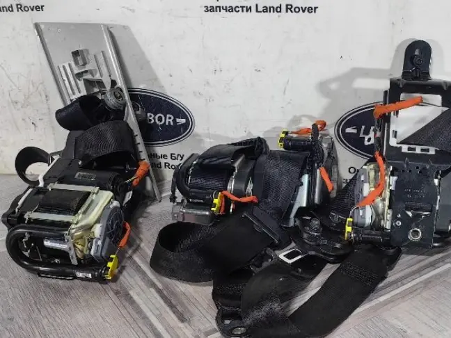 Ремень безопасности Range Rover Sport L494