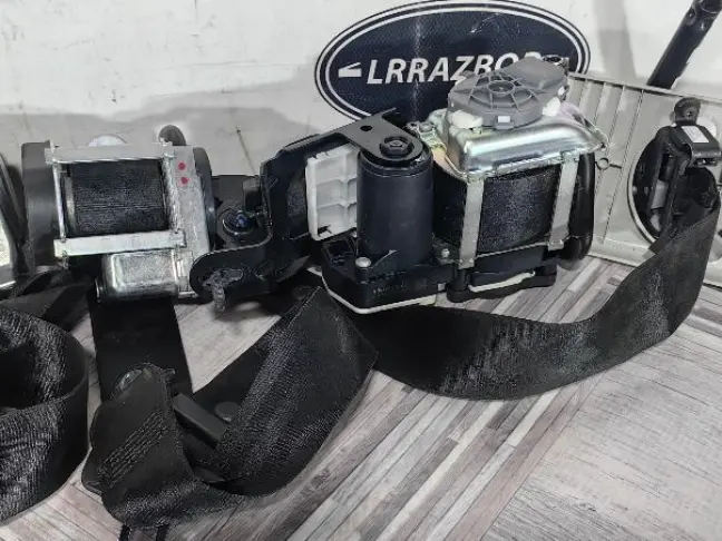 Ремень безопасности Range Rover Sport 2 L494