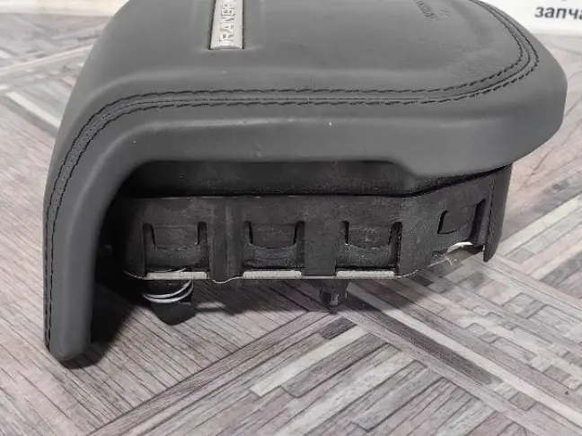 Подушка безопасности в руль Range Rover 4 L405