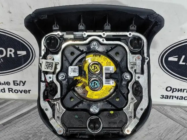 Подушка безопасности в руль Range Rover 4 L405