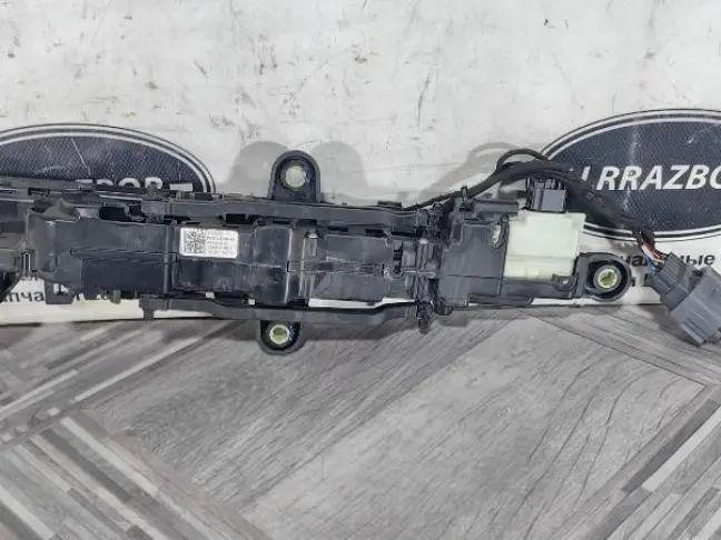 Ручка двери правая задняя Range Rover Evoque L551