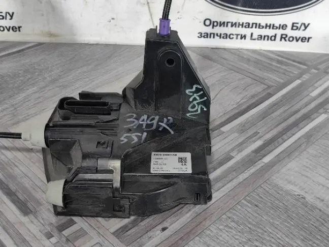 Замок правый задний Range Rover Evoque L551