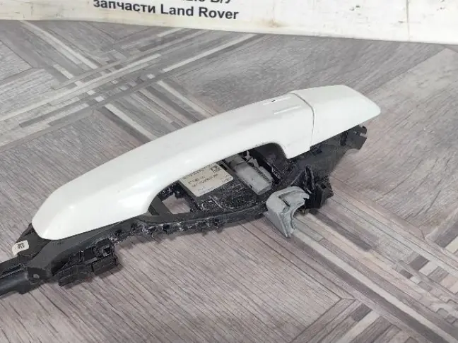 Ручка двери передняя правая Land Rover Evoque L538