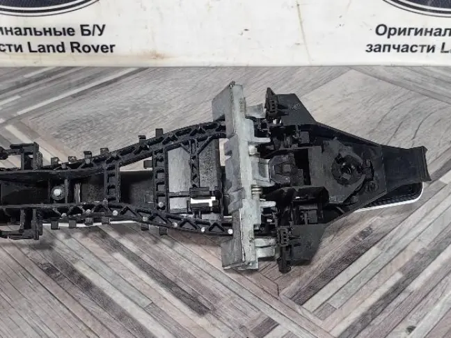 Ручка двери передняя правая Land Rover Evoque L538