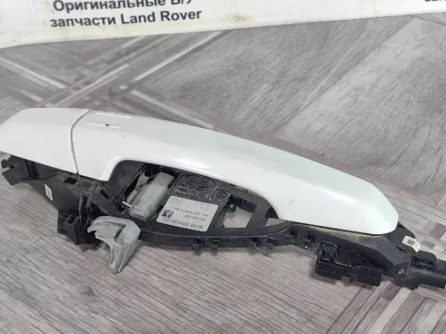 Ручка двери передняя правая Land Rover Evoque L538