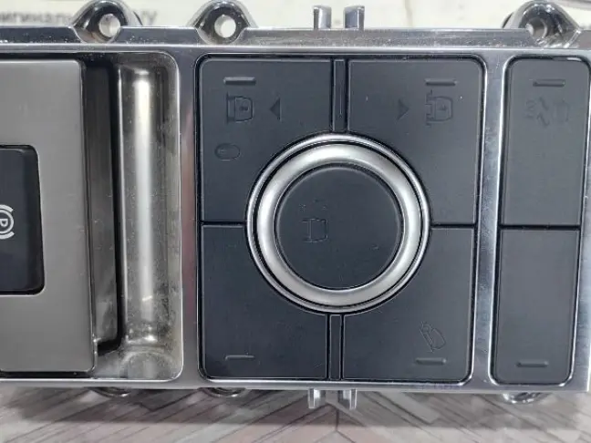 Панель управления Террэйн  Range Rover Sport L494