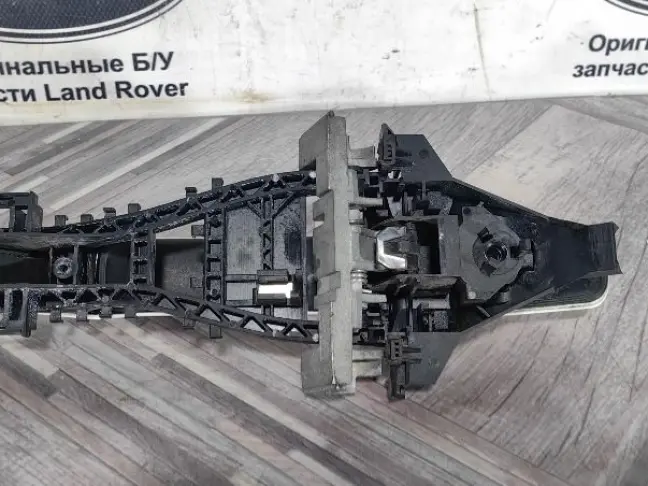 Ручка двери задняя левая Land Rover Evoque L538