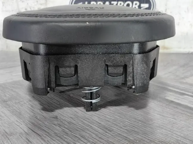 Подушка безопасности в руль Range Rover 4 L405