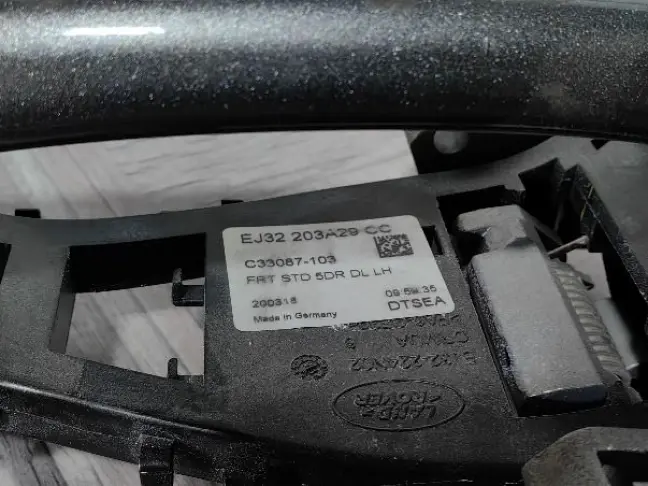 Ручка двери передняя левая Land Rover Evoque 1
