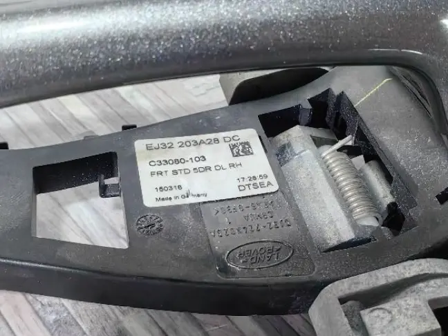 Ручка двери  передняя правая Land Rover Evoque 1