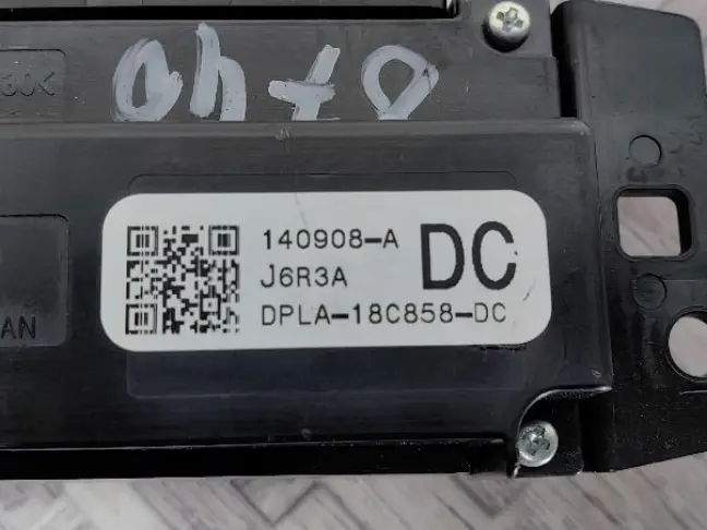 Информационный дисплей Range Rover Sport 2 L494