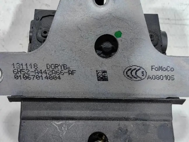 Замок багажника Range Rover Evoque L538