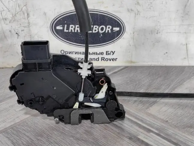 Замок правый передний Range Rover Evoque L538