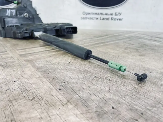 Замок левый задний Range Rover Evoque L538 11-18