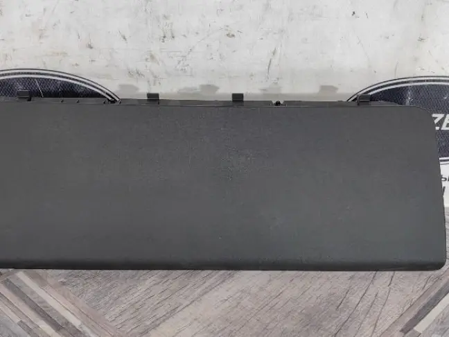 Подушка безопасности в колени Evoque 2011-2018