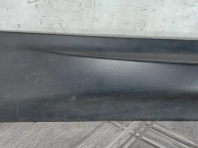 Молдинг двери передней левой Sport 2 L494