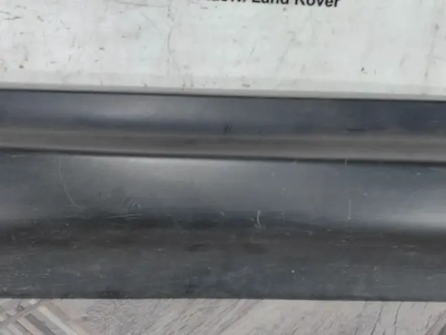 Молдинг двери передней левой Sport 2 L494