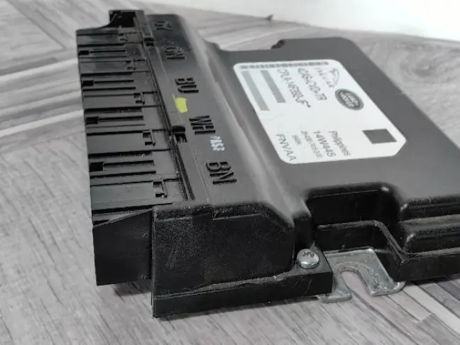 Блок управления подвеской  Range Rover Sport L494