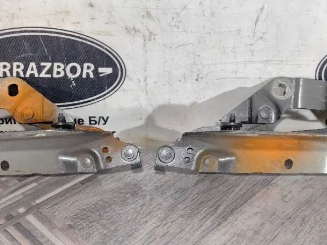 Петли капота Land Rover Freelander 2 2.2: фото #1