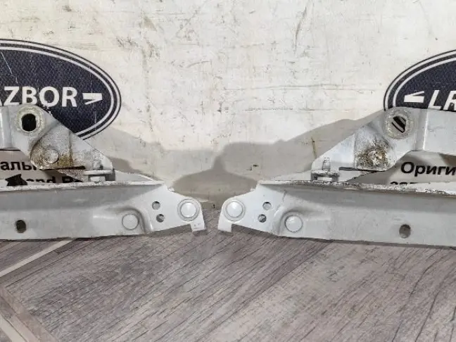 Петли капота Land Rover Freelander 2 2.2