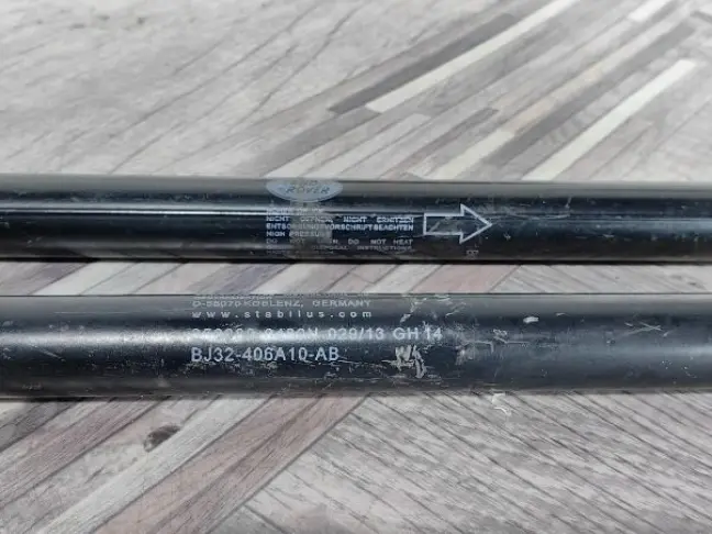 Амортизаторы крышки Land Rover Evoque L538