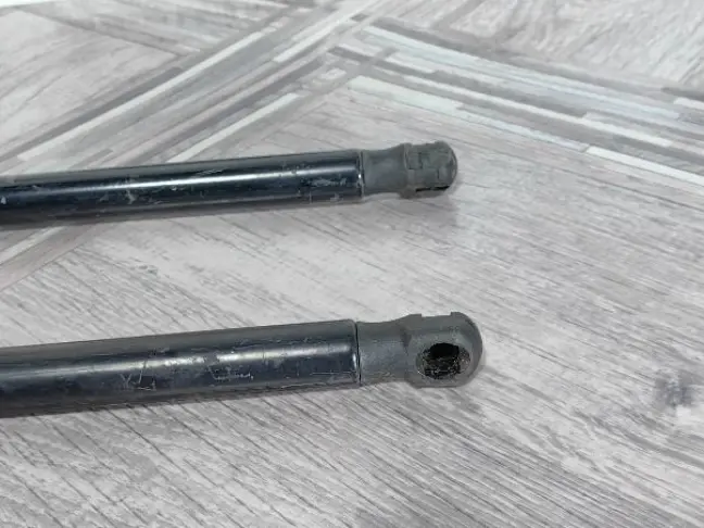 Амортизаторы крышки Land Rover Evoque L538