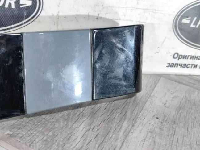 Молдинг крыла левый Land Rover Evoque L551 2.0