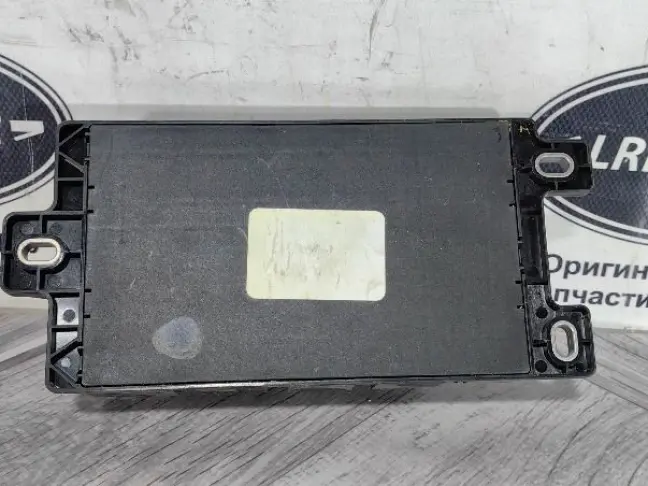 Блок предохранителей задний Land Rover Evoque L551