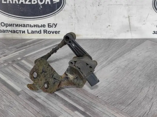 Датчик положения кузова Land Rover Evoque L551