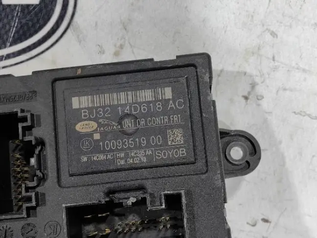 ЭБУ передней левой двери Range Rover Evoque L538