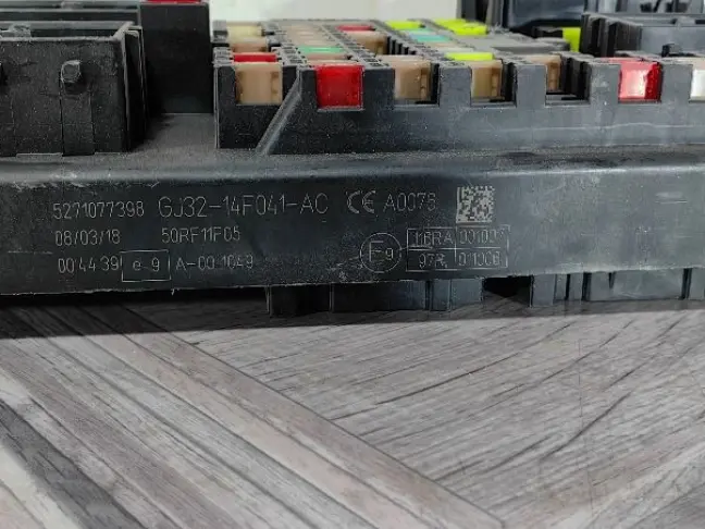 Блок предохранителей Range Rover Evoque L538 2.0D