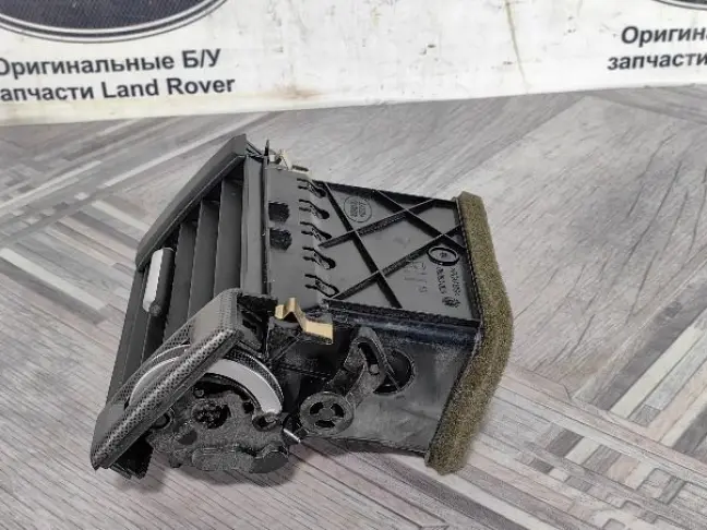 Дефлектор правый Range Rover Evoque 1 L538