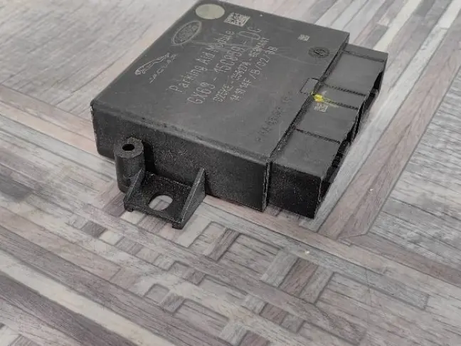 Блок управления парктроником Range Rover 4 L405