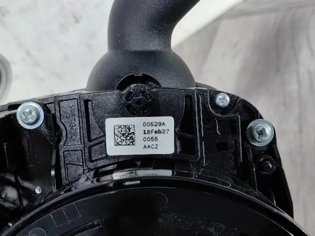 Подрулевой шлейф с обогревом руля Evoque 2 L551