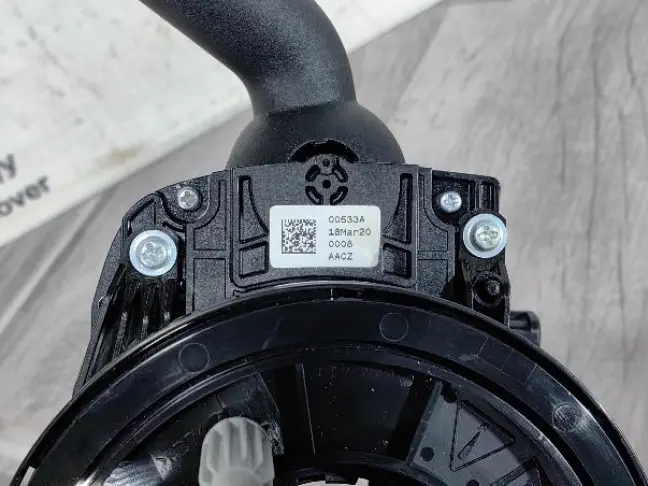 Подрулевой шлейф с обогревом руля Evoque 2 L551