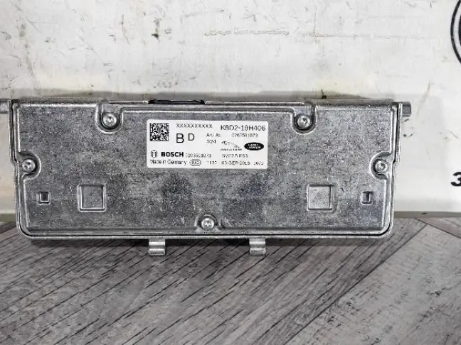 Камера передняя Range Rover Evoque 2 L551