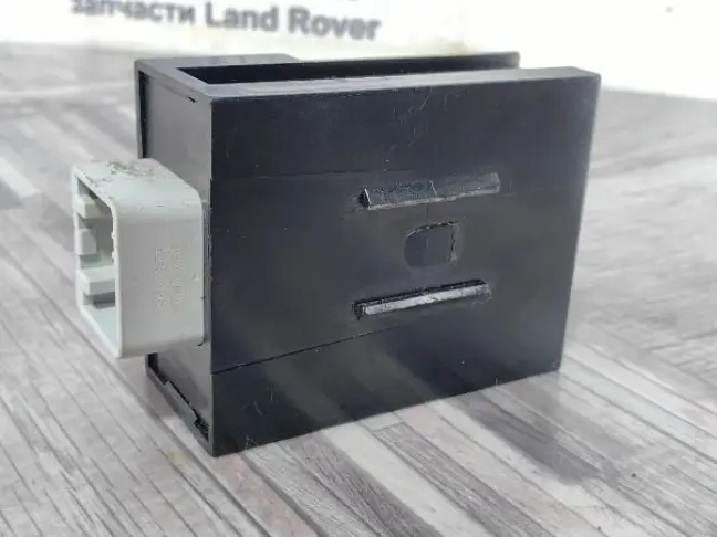 Блок подавления радиопомех Range Rover Sport L494