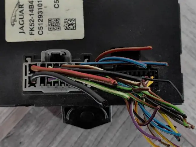 Блок управления багажником  Range Rover 4 L405