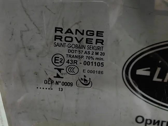 Стекло двери передней правой Land Rover Evoque I