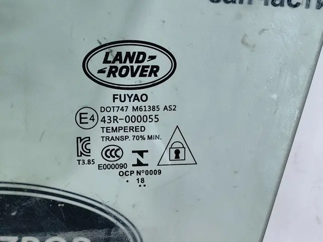Стекло двери передней левой Land Rover Evoque 2
