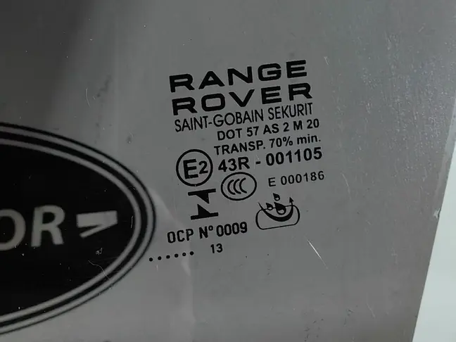 Стекло двери передней левой Land Rover Evoque I