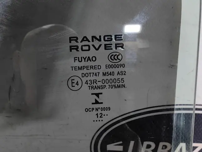 Стекло двери задней левой Land Rover Evoque I