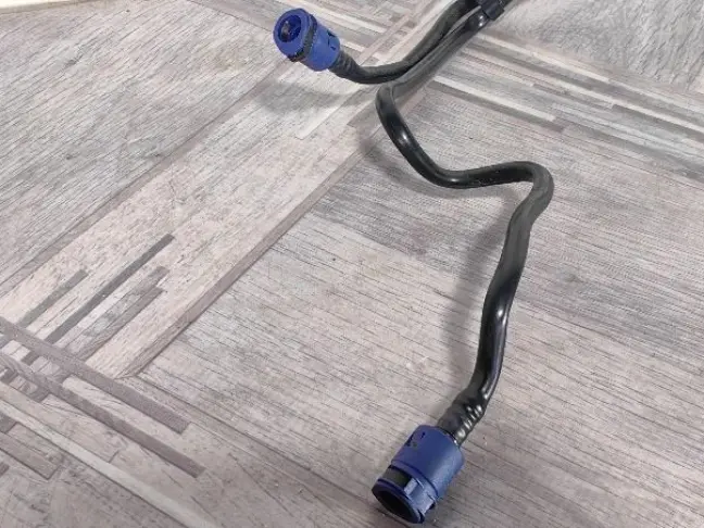 Патрубок охлаждения Range Rover Evoque L538 2.0D