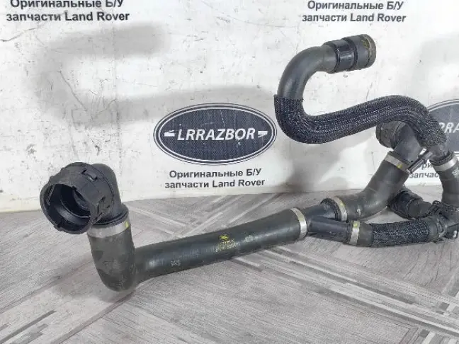 Патрубок охлаждения Range Rover Evoque L538 2.0D