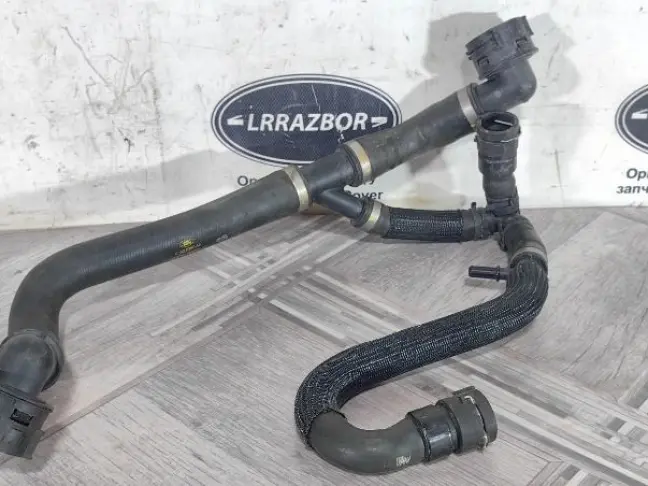 Патрубок охлаждения Range Rover Evoque L538 2.0D