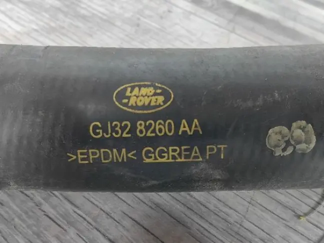 Патрубок охлаждения Range Rover Evoque L538 2.0D